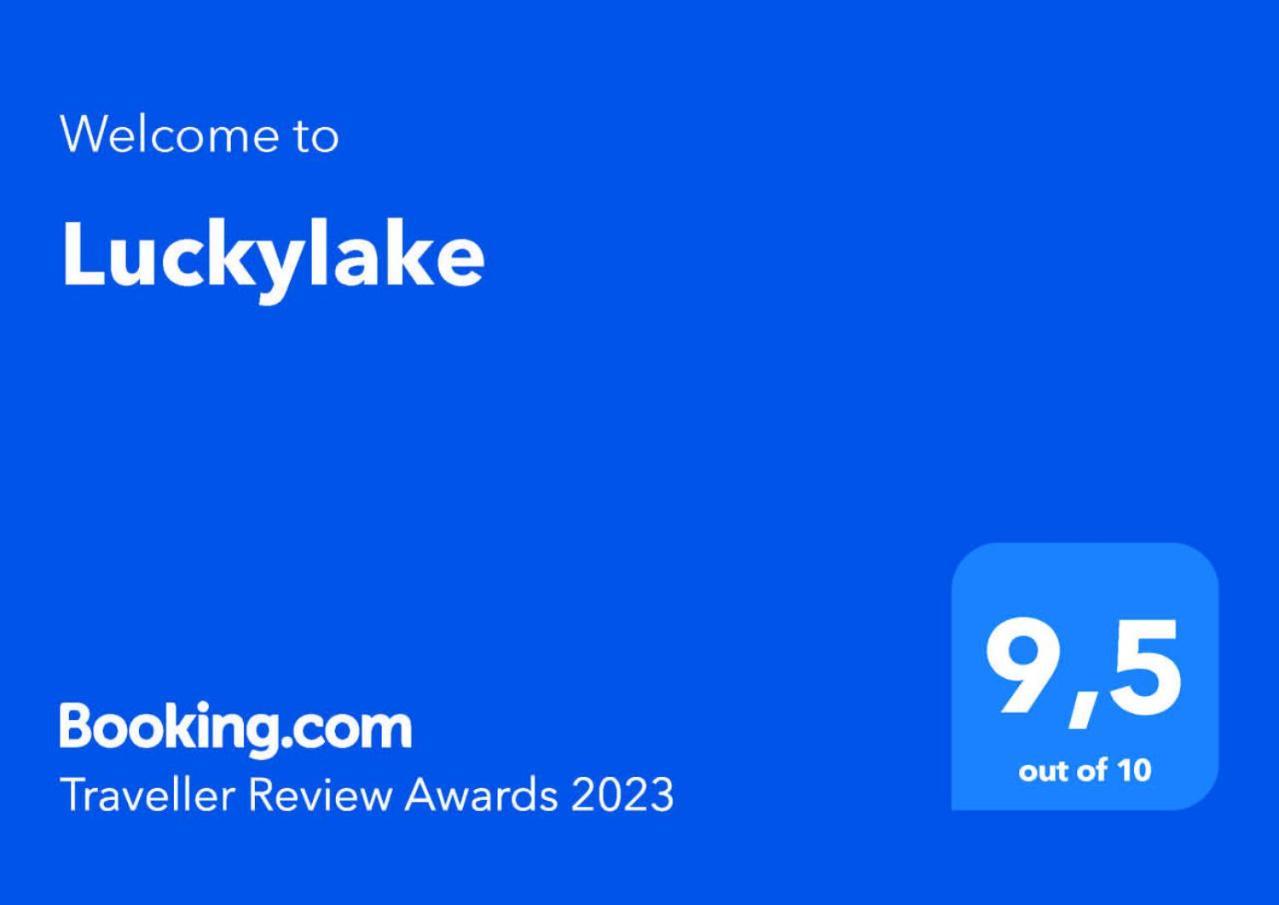 Luckylake Pella Exteriör bild